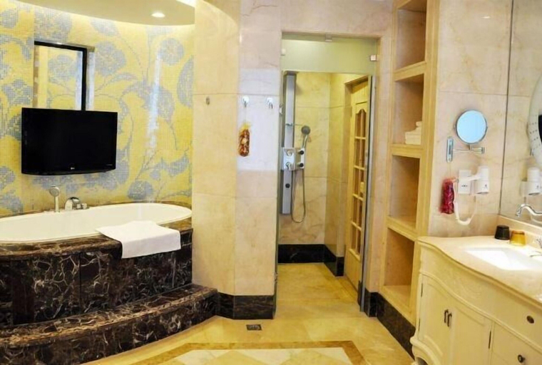 Bathroom, Country Garden Phoenix Hotel Chaohu, Chaohu