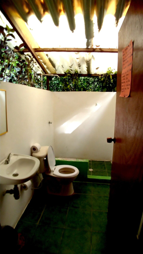 Bathroom, Las Palmeras, Cartagena de Indias