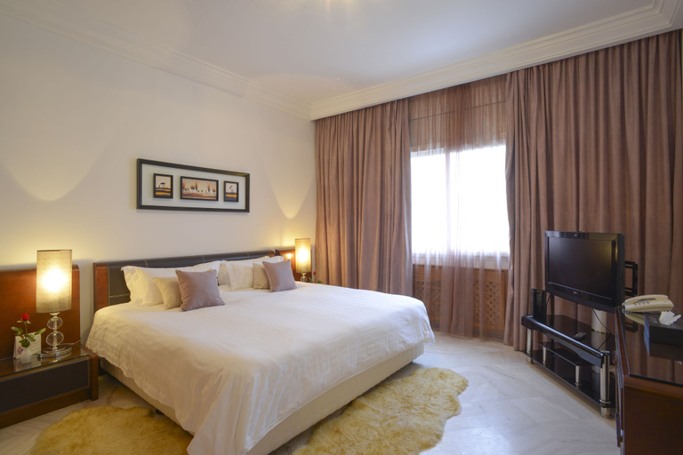 Bedroom 4, The Penthouse Suites Hotel, Ariana Médina