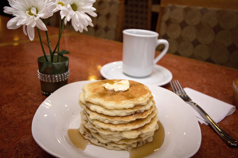 Food & Drinks 5, Service Plus Inns & Suites Drayton Valley, Division No. 11