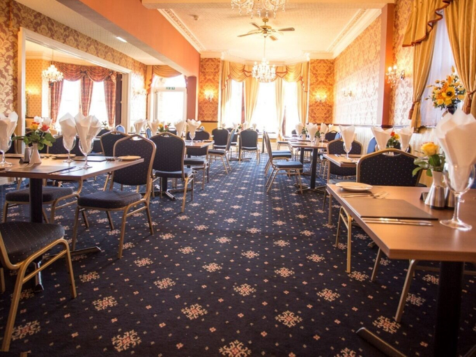 Food & Drinks 5, Furzedown Hotel, Norfolk
