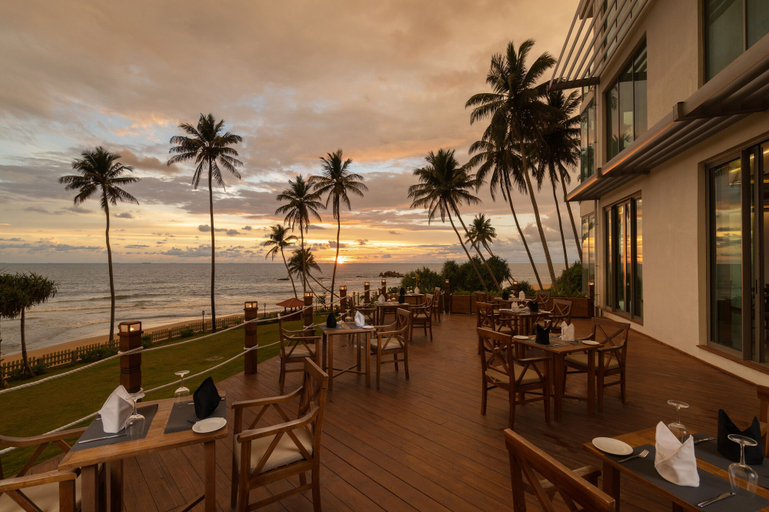 Food & Drinks 5, Oceanfront Galle by ICC, Galle Four Gravets