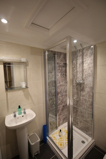 Bathroom 3, Hamilton, Lincolnshire