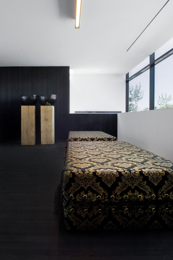 Bedroom 2, Carbon Hotel - Different Hotels, Limburg
