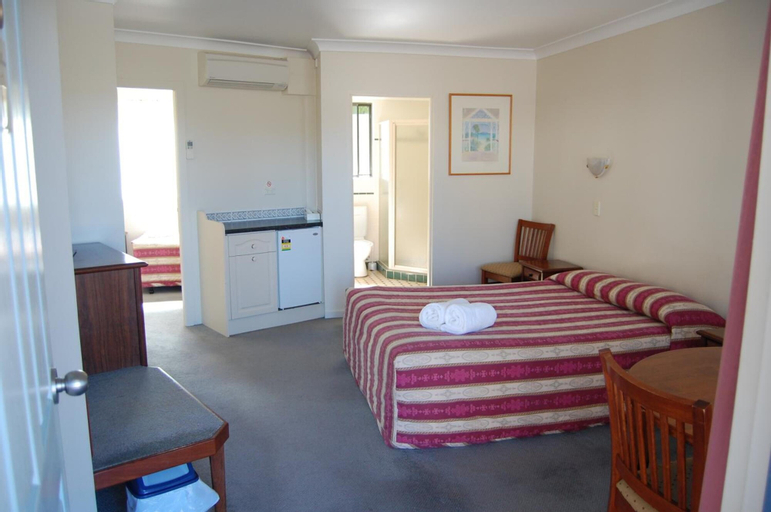 Bedroom 10