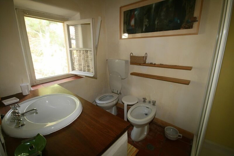 Bathroom, Villa il Basso, Lucca