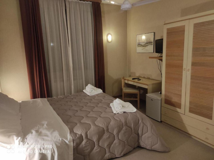 Bedroom 2, Hotel Centrale, Siena