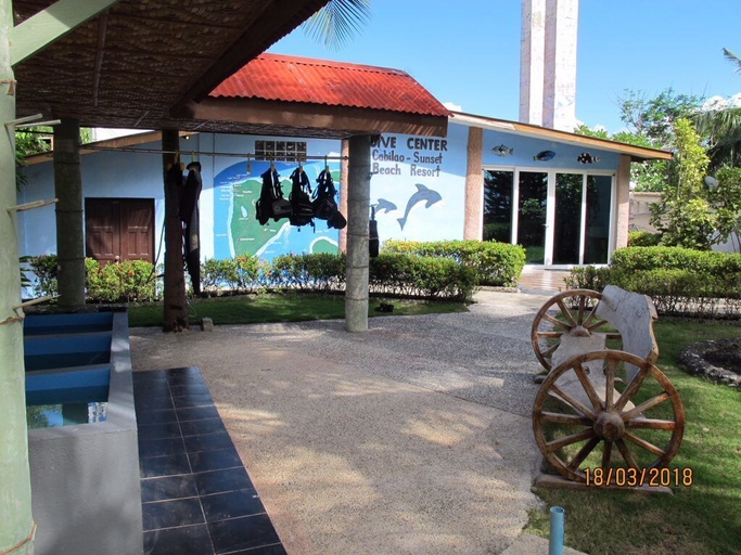 Exterior & Views 2, Cabilao Sunset Dive & Beach Resort, Loon