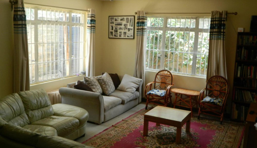 Others 5, Back to Africa House, Starehe