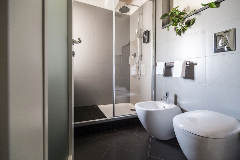 Bathroom 4, Foyer Rooms & Suites Affittacamere, Cagliari