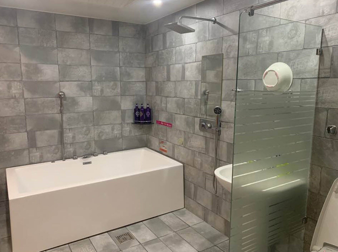 Bathroom 3, Jade Hotel Ulsan, Ulju