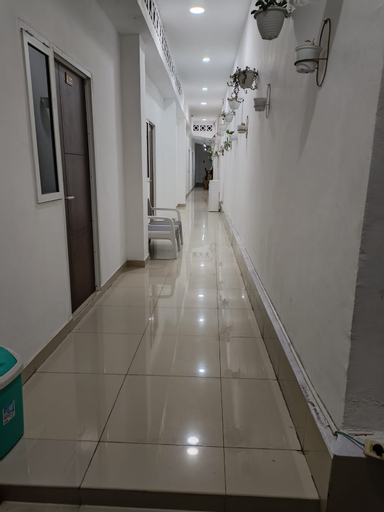 Public Area 5, Mitel ( Mini Hotel Dan Mini Market ), Palu
