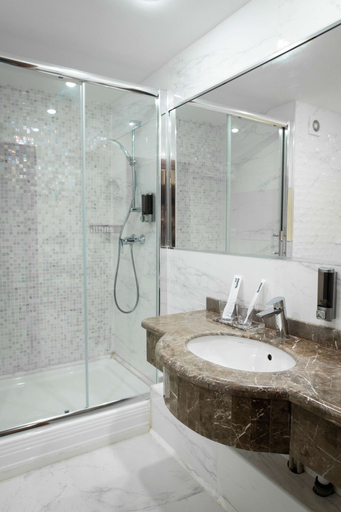 Bathroom 4, Best Western Plus Oskemen, Ulanskiy