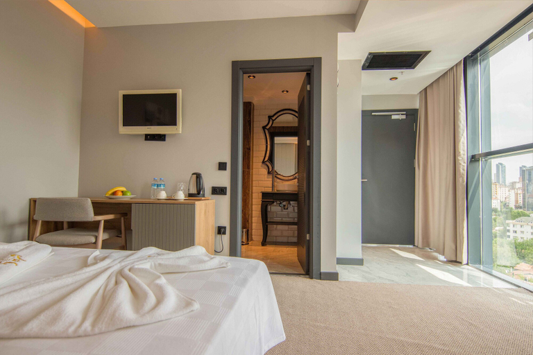 Bedroom 3, Sherlock Homes Hotels, Maltepe