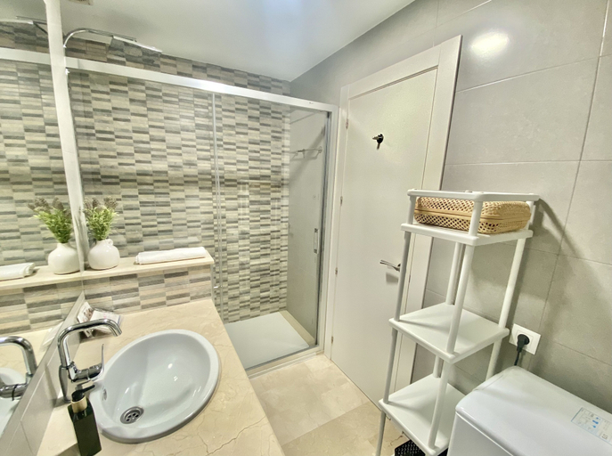 Bathroom 3, Apartamentos Castillo del Vigía, Málaga
