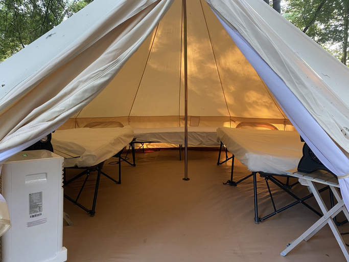 Bedroom, Son's Guadalupe Glamping Tent E, Comal