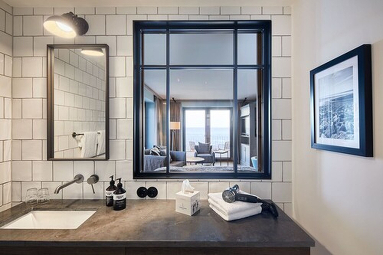 Bathroom 5, Lighthouse Hotel & SPA, Dithmarschen