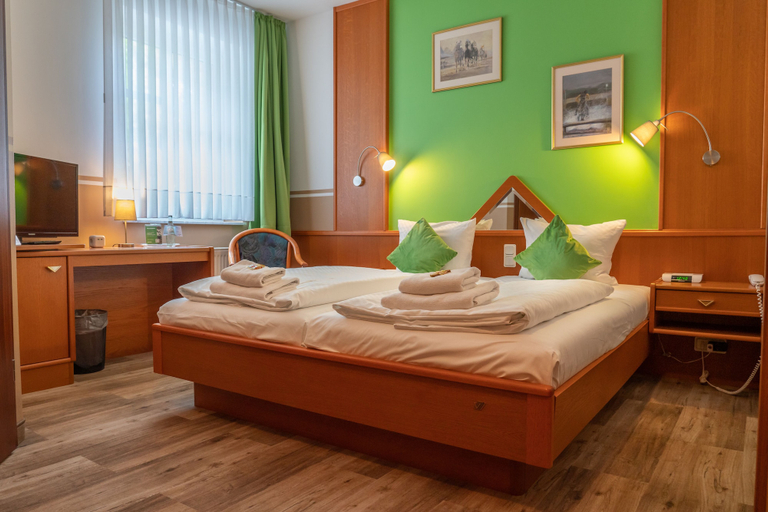 Bedroom 4, Parkhotel Neustadt, Ostprignitz-Ruppin