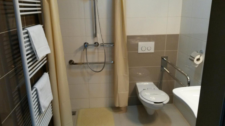Bathroom 3, AIR Hotel, Skalica
