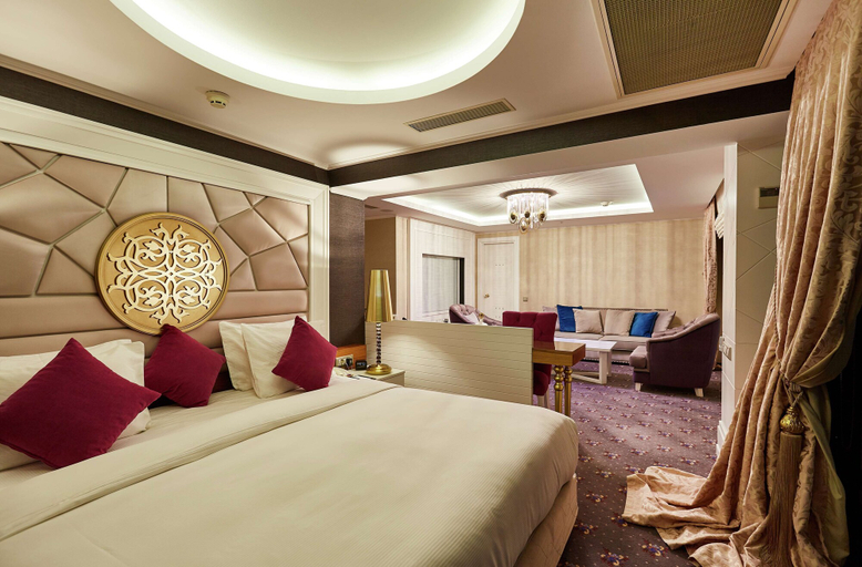 Bedroom 3, Doubletree By Hilton Hotel Izmir - Alsancak, Konak