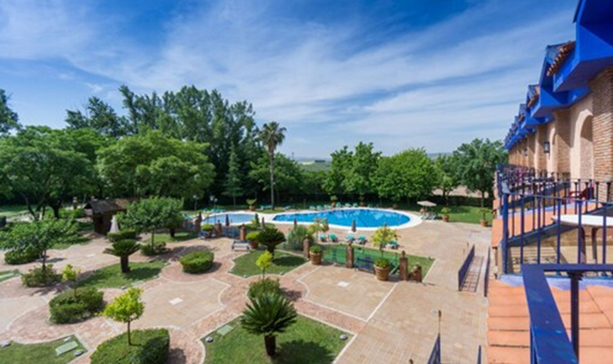 Exterior & Views 2, Fuente Las Piedras, Córdoba