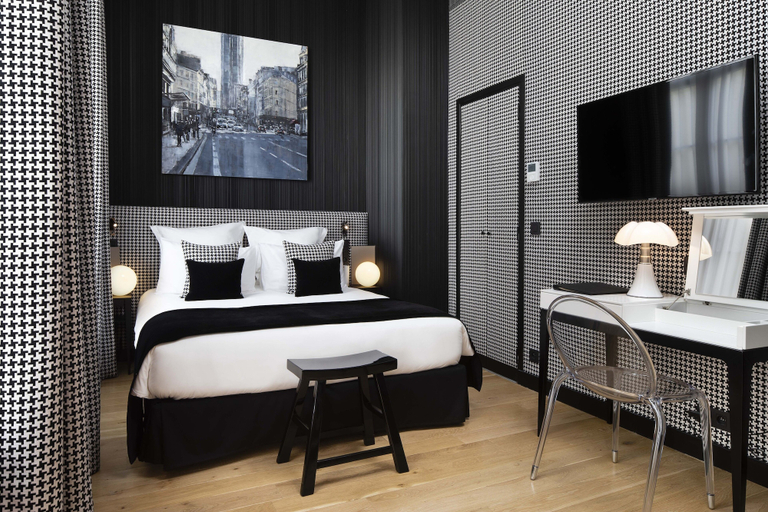Bedroom 3, Hotel Pas De Calais, Paris