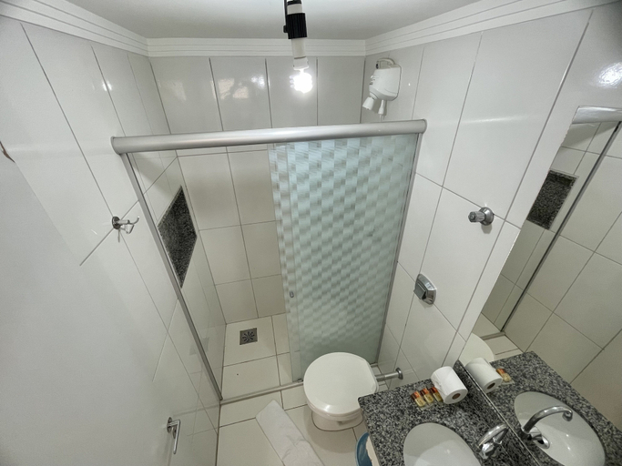 Bathroom 4, diRoma Resort com um dia no Acqua Park, Caldas Novas