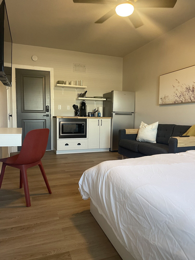 Bedroom 1, Apartment 202, Towner