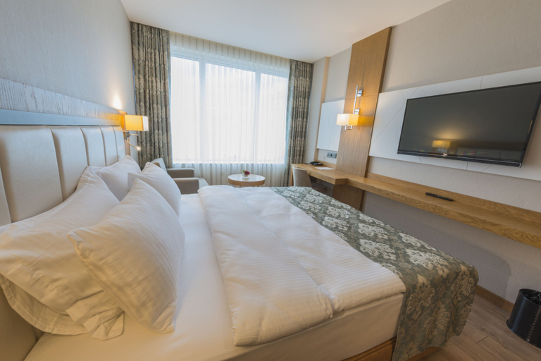 Bedroom 3, Yildiz Life Hotel, Merkez