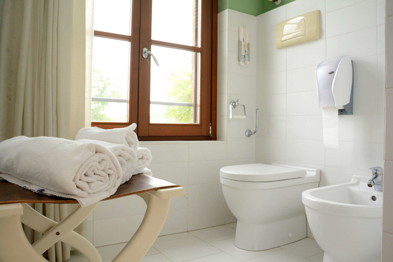 Bathroom 3, Agriturismo Ponte di Rialto, Cremona