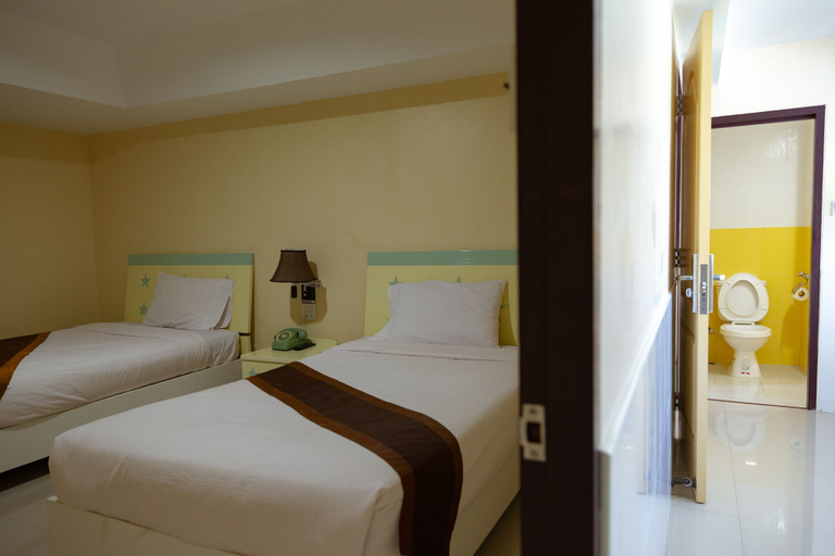 Bedroom 4, Rimnam Hotel Suk Sawat 70, Phra Pradaeng