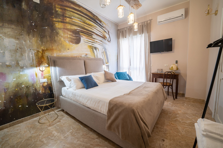 Bedroom 2, Urban Rooms, Taranto