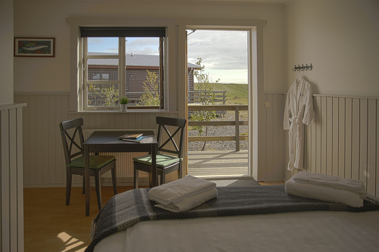 Bedroom 4, Aurora Lodge Hotel, Hvolhreppur