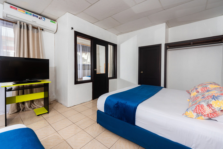 Bedroom 2, Hostal North Seymour, Santa Cruz