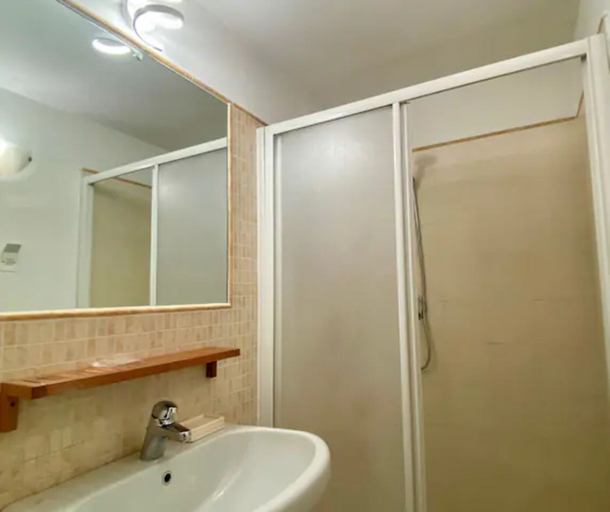 Bathroom, Appartamento Via Condotta, Florence
