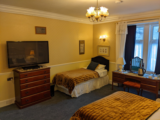 Bedroom 3, Ashley House Guest House, Dundee
