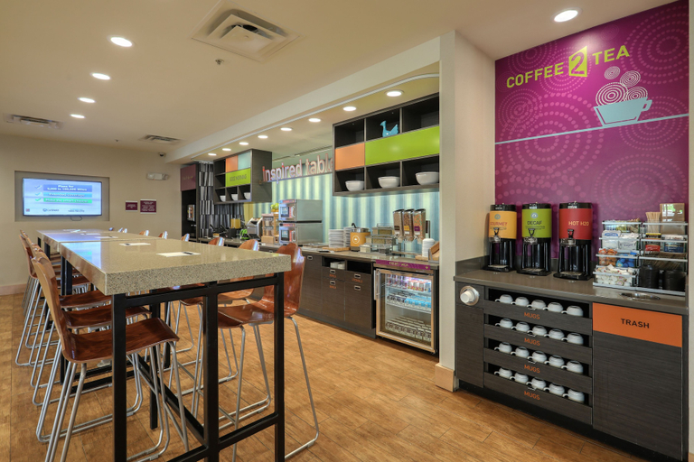 Food & Drinks 5, Home2 Suites by Hilton Erie, PA, Erie