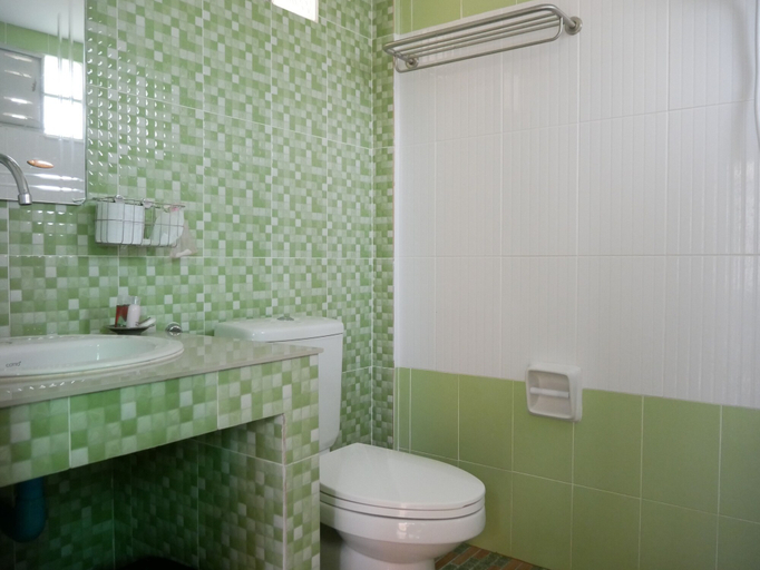 Bathroom 3, Sisatchanalai Heritage & Resort, Si Satchanalai