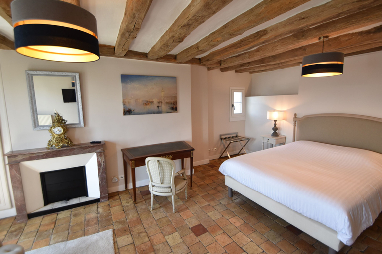 Bedroom 5, Les Destinées, Indre-et-Loire
