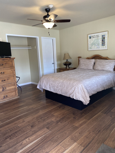 Bedroom 3, Arnold Meadowmont Lodge, Calaveras