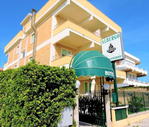 Exterior & Views 2, Hotel Panoramico, Latina