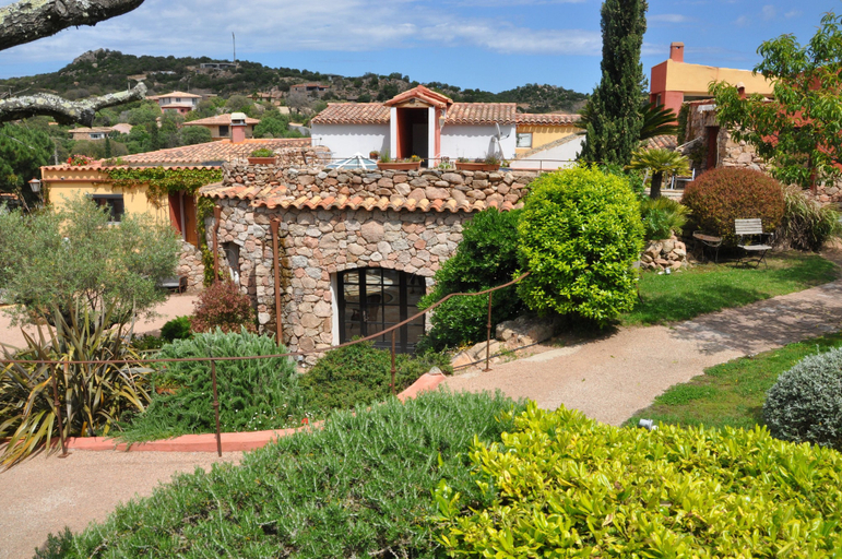 Exterior & Views 2, Le Roc e Fiori Hotel, Corse-du-Sud