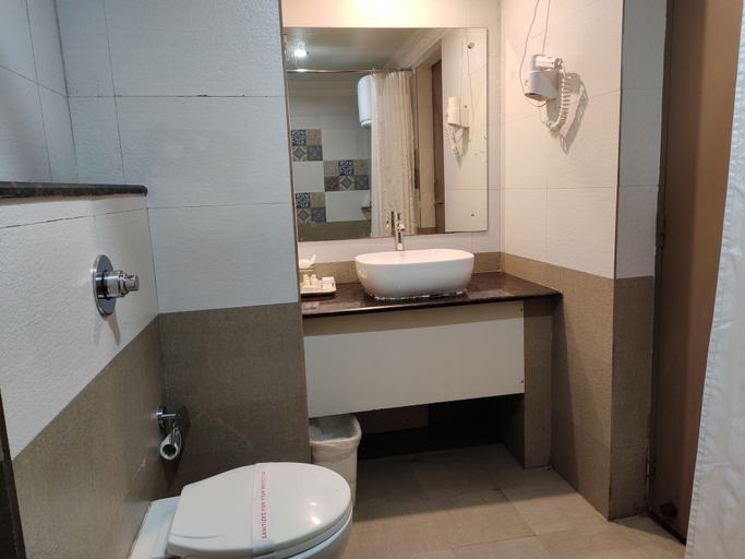 Bathroom 3, Hotel Pushpak, Khordha