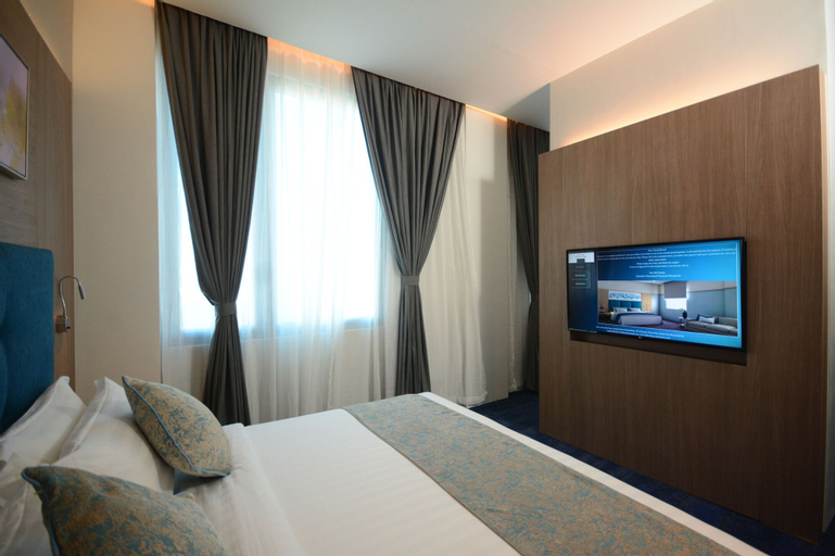 Bedroom 24