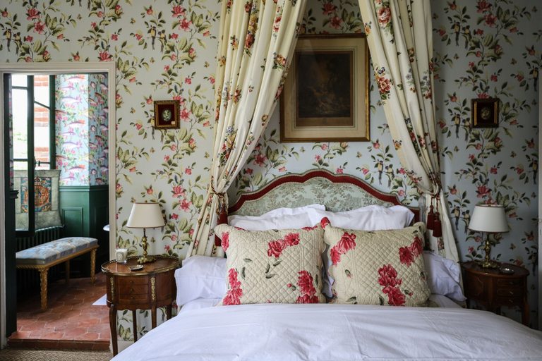 Bedroom 4, Manoir De La Croix Saint Louis, Yonne
