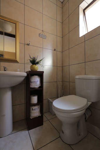 Bathroom 5, Ledumo Lodge, Nkangala