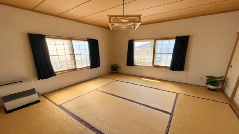 Others 5, Holiday House Toya, Tōyako