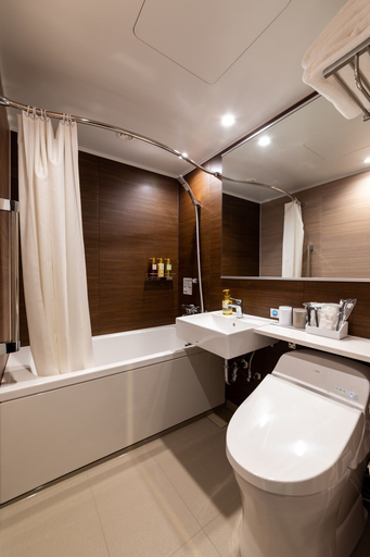 Bathroom 5, The358 UMI, Fukuoka