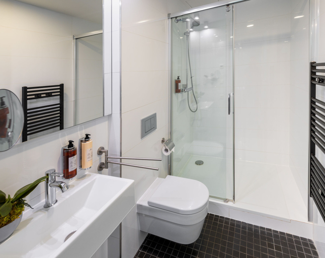 Bathroom 4, VN3 Terraces Suites by Adrez Living, Praha 1