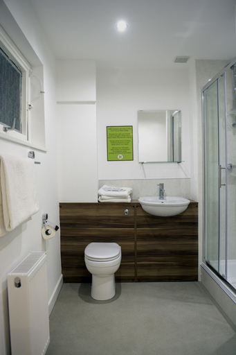 Bathroom 4, Helix Hotel, Falkirk